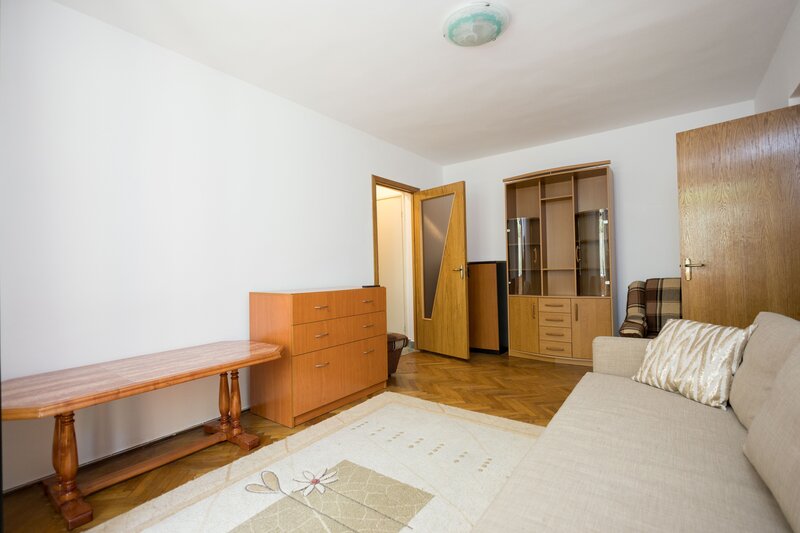 Titan (Intrarea Badeni) vanzare apartament 2 camere zona linistita